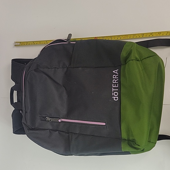 Doterra Canvas Green & Gray Backpack - Picture 12 of 13